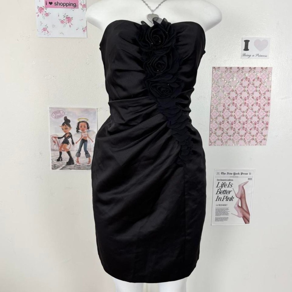 David's Bridal Black Strapless Rose Detail‎ Dress (Sz 8)